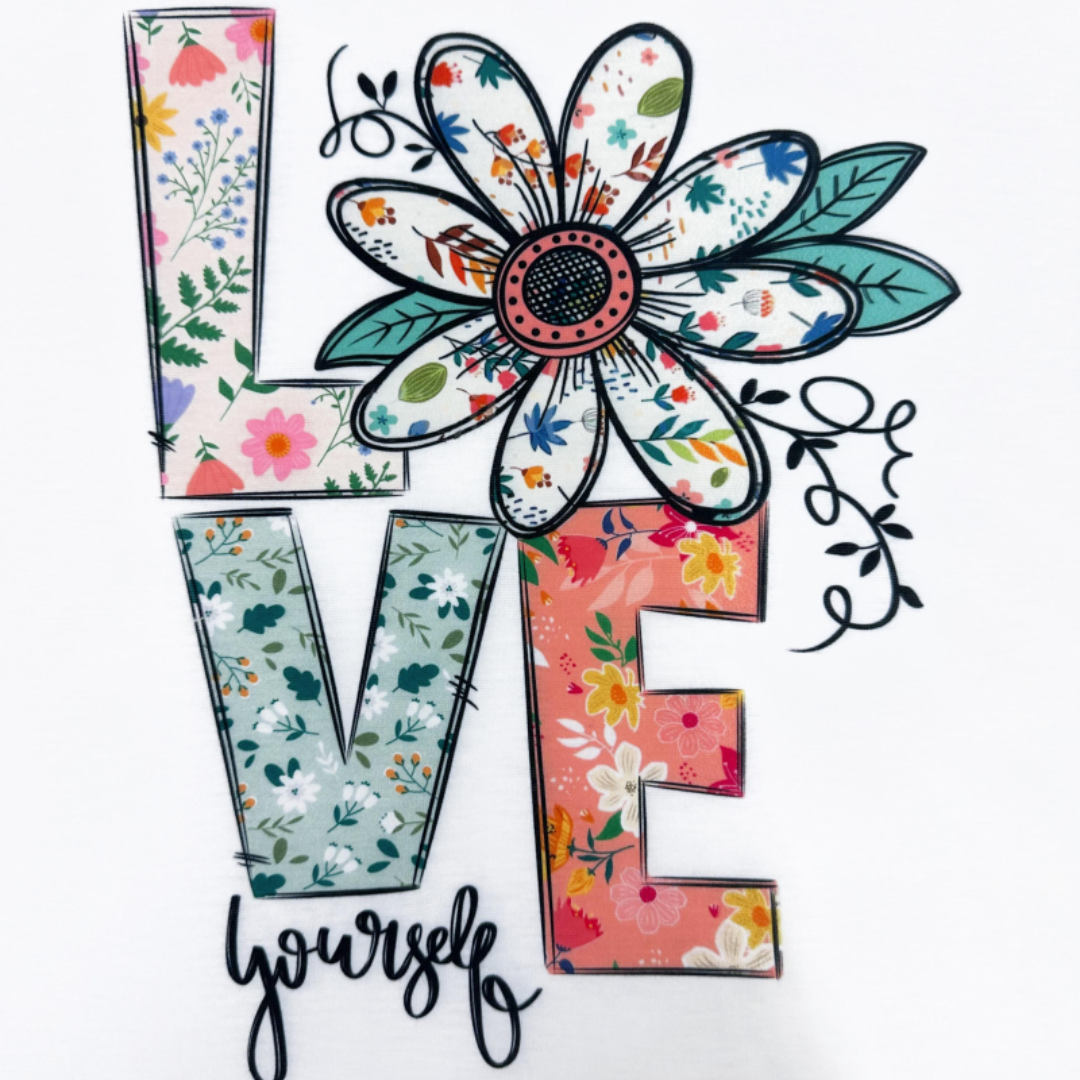 T-SHIRT EN POLYESTER COL EN V LOVE