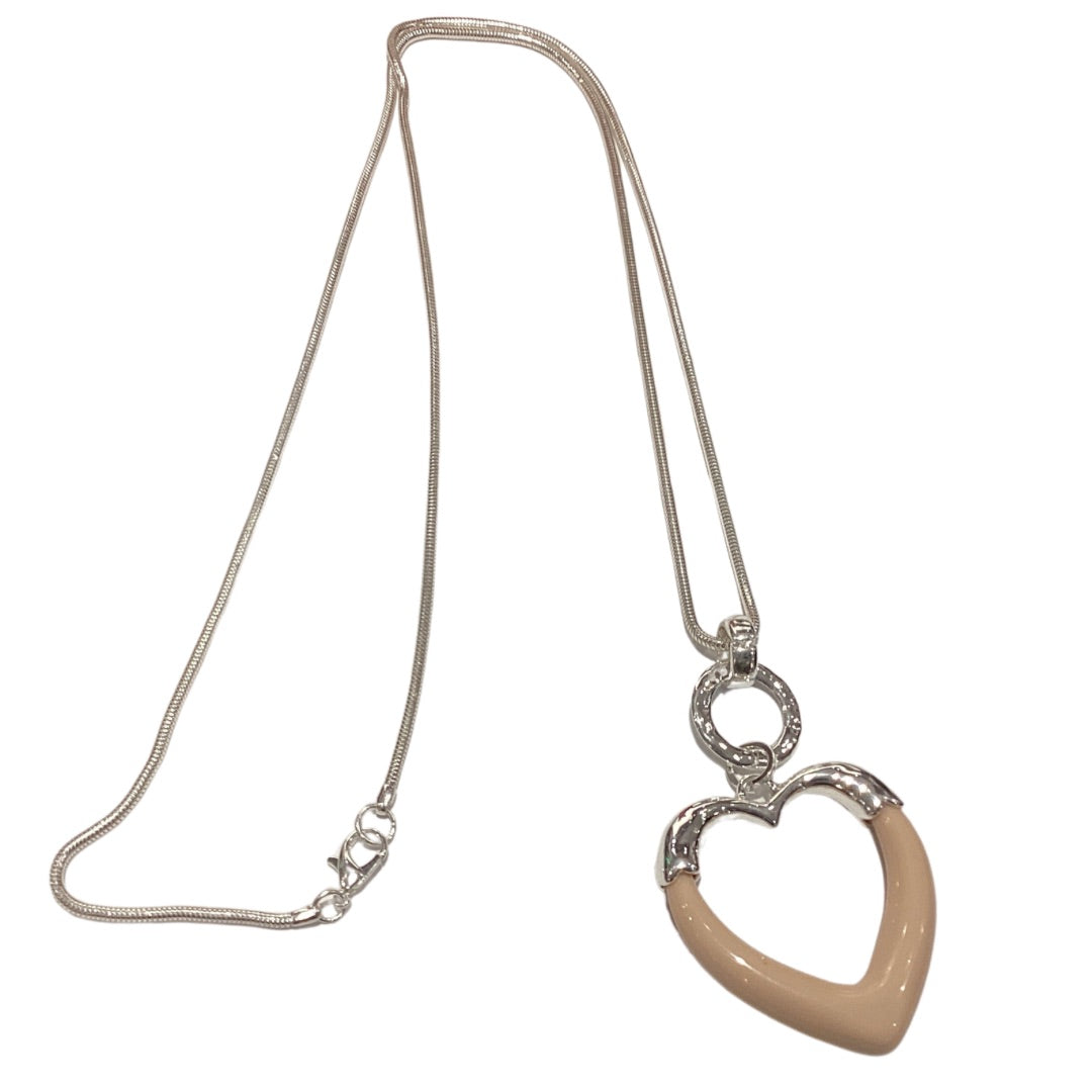 COLLIER LONG CŒUR BEIGE